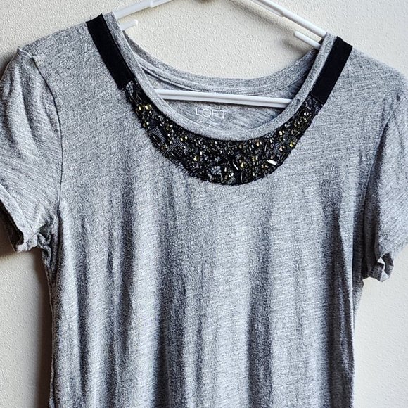 LOFT Gray Short Sleeve Jersey With Jeweled Neckline Size Small - Picture 6 of 15